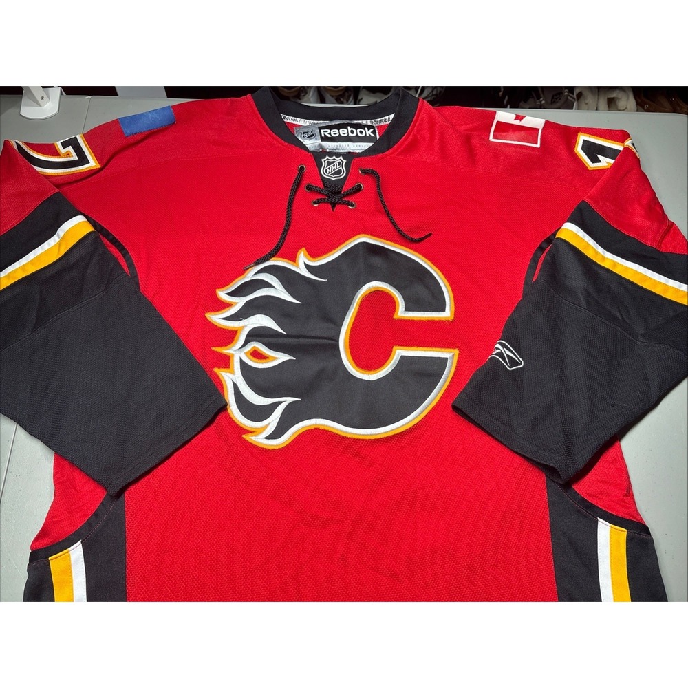 Bourque #17 Authentic Reebok RED Calgary Flames NHL hockey Jersey Size Large